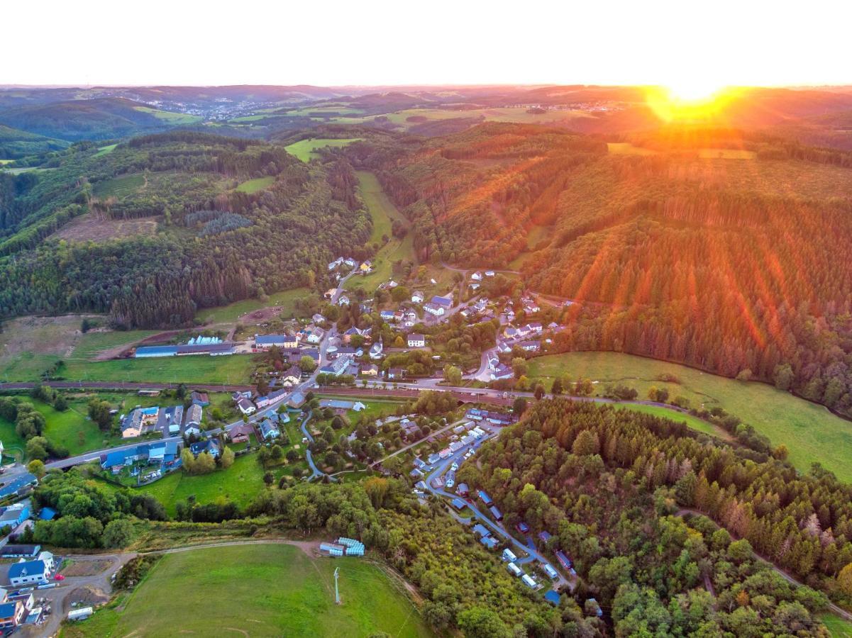 Готель Basic Vakantiehuisje Op Val D'Or Enscherange Екстер'єр фото